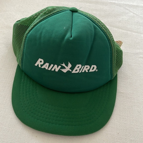 Bundle of Trucker Style Baseball Hats - Picture 16 of 17